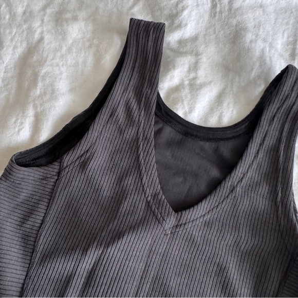 🆕🖤 Lululemon Ribbed Softstreme Cropped Tank - Black - Picture 9 of 10